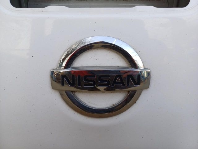 bontott NISSAN NAVARA Csomagtérajtó (Üres lemez)