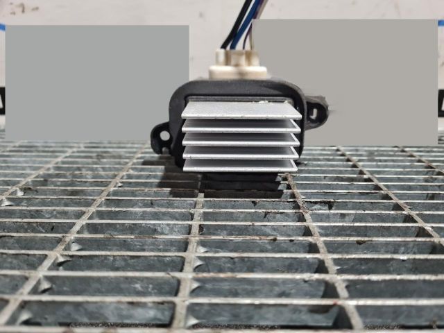 bontott NISSAN NAVARA Előtét Ellenállás Fűtőmotor