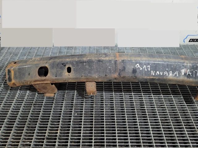 bontott NISSAN NAVARA Első Lökhárító Merevítő (Fém)