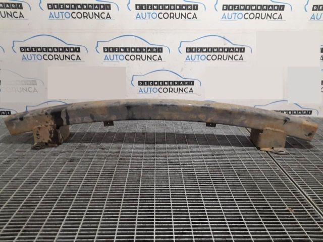 bontott NISSAN NAVARA Első Lökhárító Merevítő (Fém)