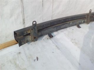 bontott NISSAN NAVARA Első Lökhárító Merevítő (Fém)