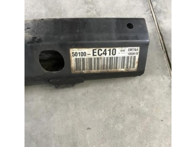 bontott NISSAN NAVARA Első Lökhárító Merevítő (Fém)