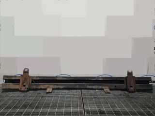 bontott NISSAN NAVARA Első Lökhárító Merevítő (Fém)