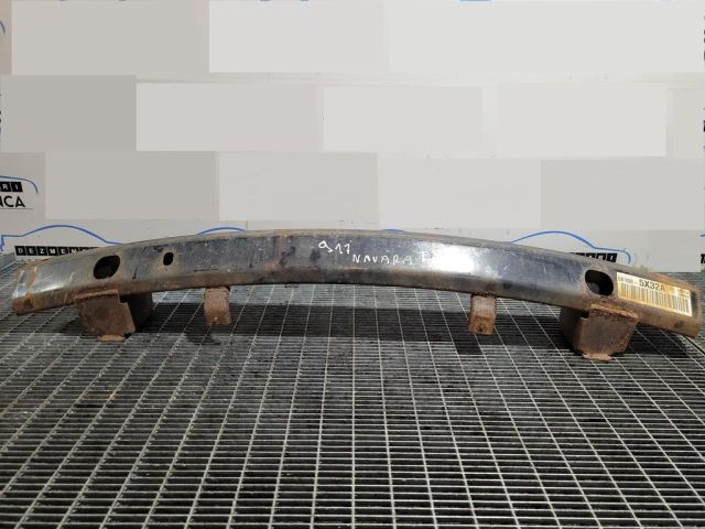 bontott NISSAN NAVARA Első Lökhárító Merevítő (Fém)