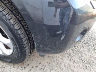 bontott NISSAN NAVARA Első Lökhárító (Üresen)