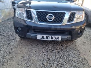 bontott NISSAN NAVARA Első Lökhárító (Üresen)