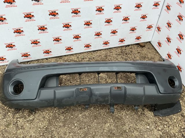 bontott NISSAN NAVARA Első Lökhárító (Üresen)