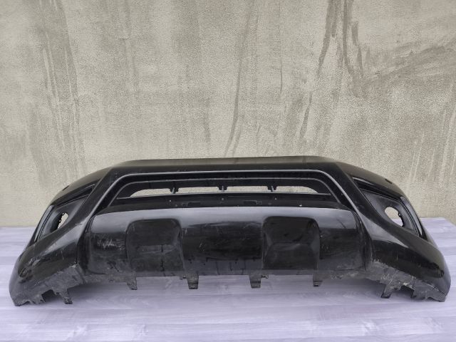 bontott NISSAN NAVARA Első Lökhárító (Üresen)