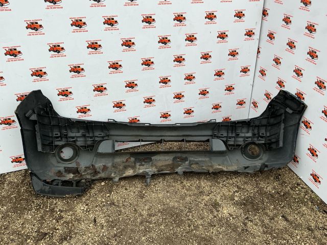 bontott NISSAN NAVARA Első Lökhárító (Üresen)