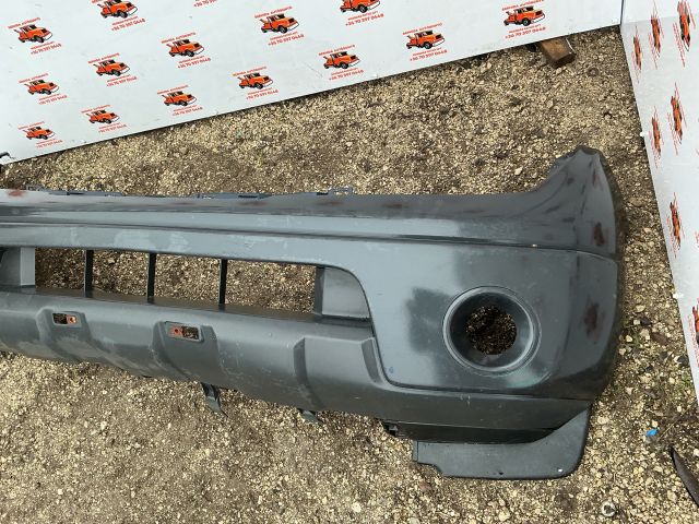 bontott NISSAN NAVARA Első Lökhárító (Üresen)