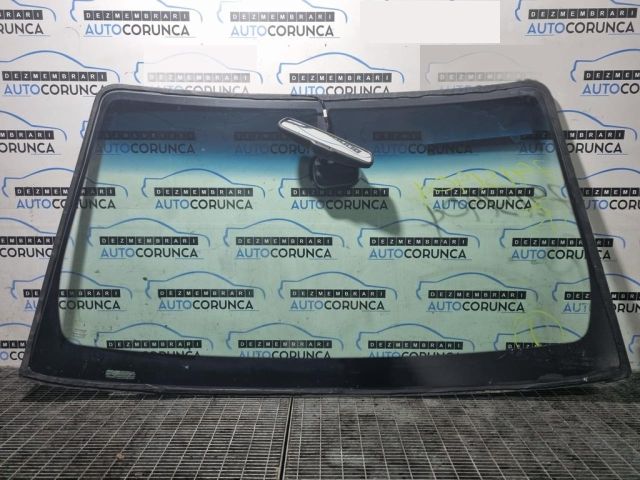 bontott NISSAN NAVARA Első Szélvédő