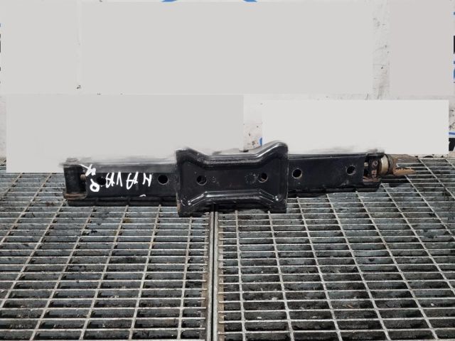 bontott NISSAN NAVARA Emelő