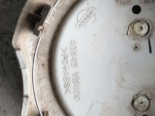 bontott NISSAN NAVARA Felniközép (1 db)