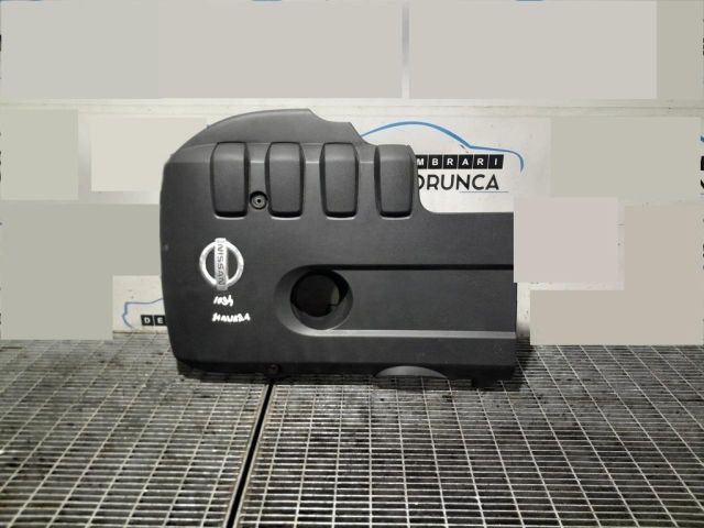 bontott NISSAN NAVARA Felső Hűtőburkolat