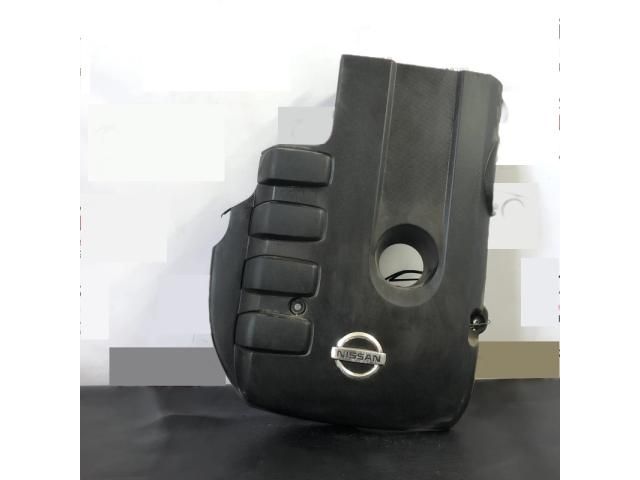 bontott NISSAN NAVARA Felső Hűtőburkolat