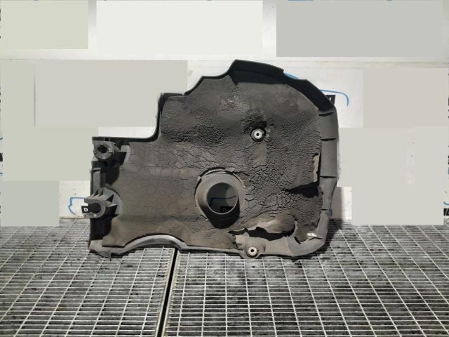 bontott NISSAN NAVARA Felső Hűtőburkolat