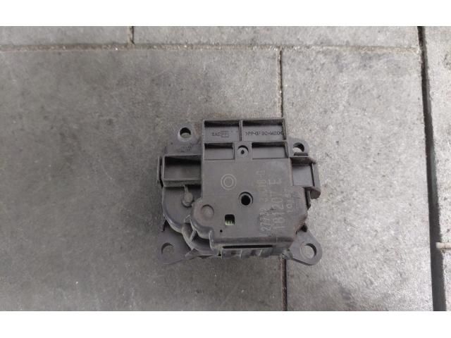 bontott NISSAN NAVARA Fűtés Állító Motor