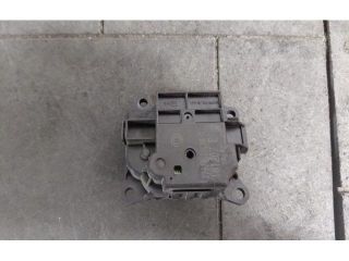 bontott NISSAN NAVARA Fűtés Állító Motor