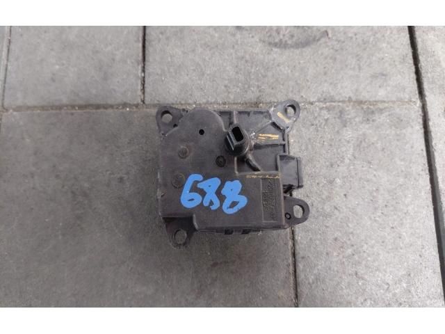 bontott NISSAN NAVARA Fűtés Állító Motor