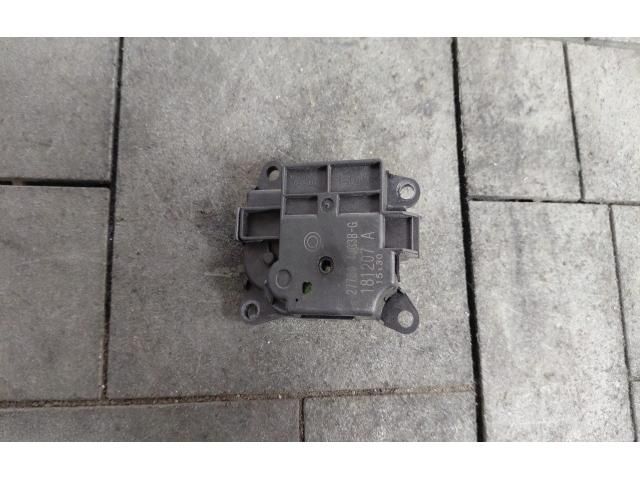 bontott NISSAN NAVARA Fűtés Állító Motor