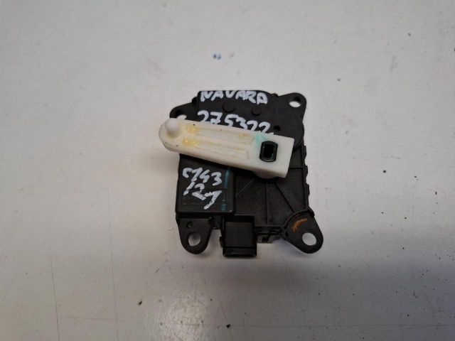 bontott NISSAN NAVARA Fűtés Állító Motor