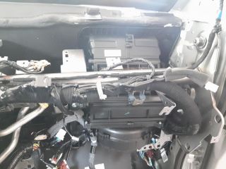 bontott NISSAN NAVARA Fűtés Box