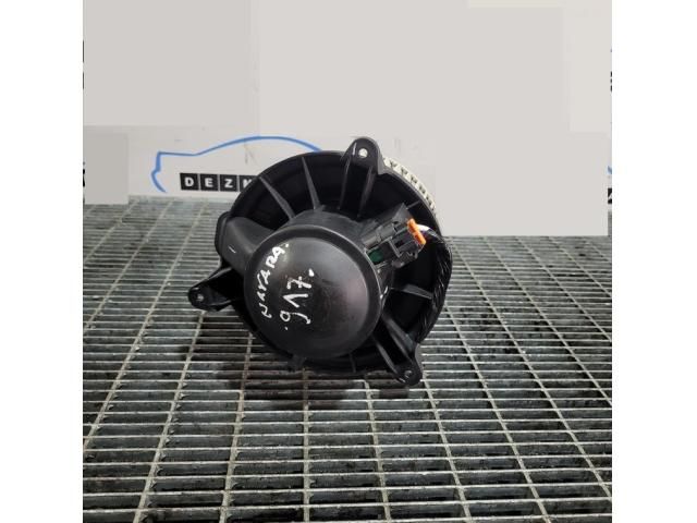 bontott NISSAN NAVARA Fűtőmotor (Klímás)