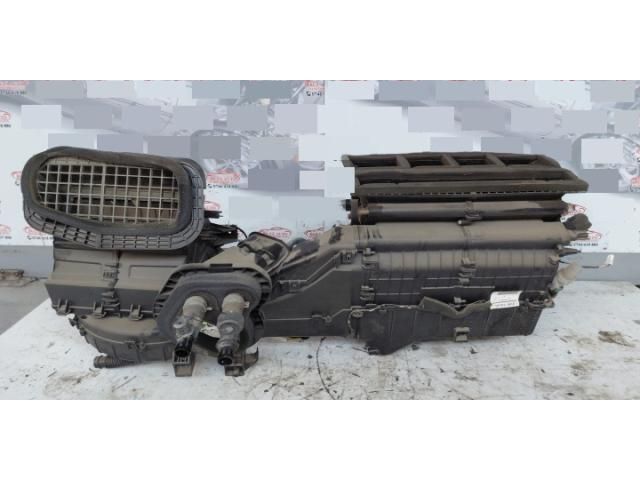 bontott NISSAN NAVARA Fűtőmotor (Klímás)