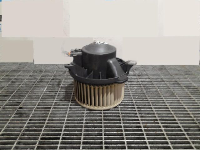 bontott NISSAN NAVARA Fűtőmotor (Klímás)