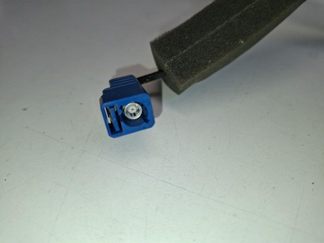 bontott NISSAN NAVARA GPS Antenna