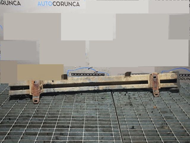 bontott NISSAN NAVARA Hátsó Lökhárító Merevítő (Fém)