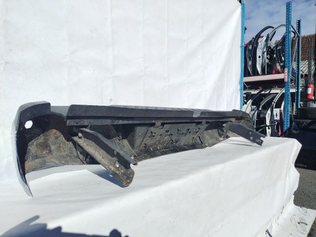 bontott NISSAN NAVARA Hátsó Lökhárító (Üresen)