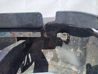 bontott NISSAN NAVARA Hátsó Lökhárító (Üresen)