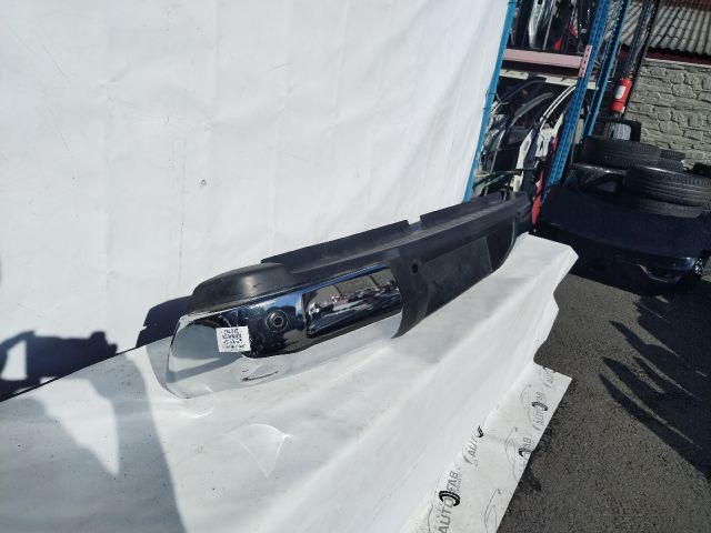 bontott NISSAN NAVARA Hátsó Lökhárító (Üresen)