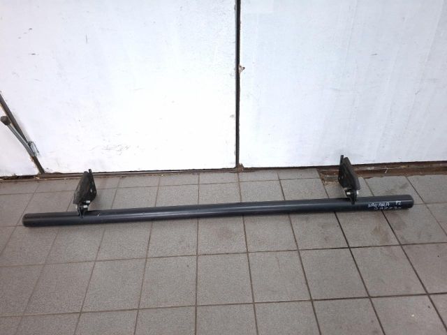 bontott NISSAN NAVARA Hátsó Lökhárító (Üresen)