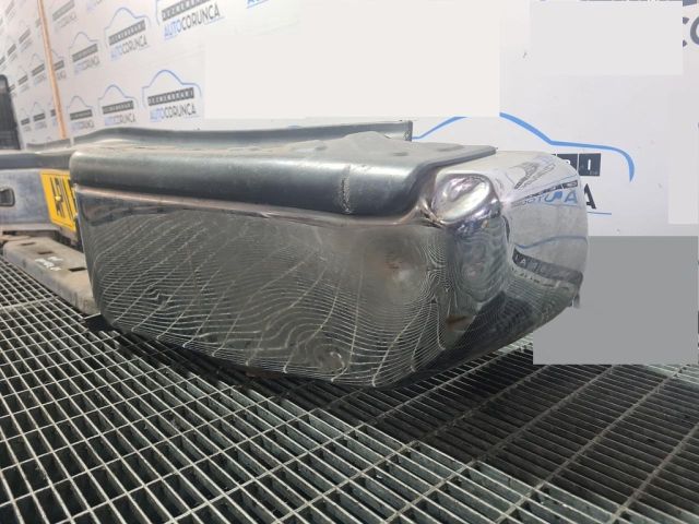 bontott NISSAN NAVARA Hátsó Lökhárító (Üresen)