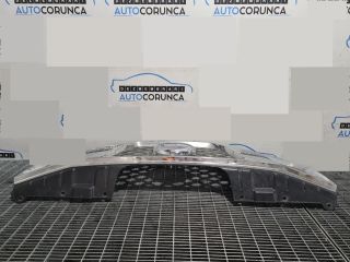 bontott NISSAN NAVARA Hűtőrács