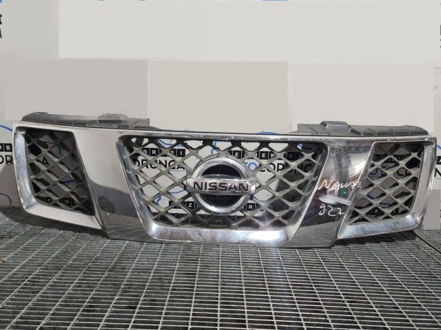 bontott NISSAN NAVARA Hűtőrács