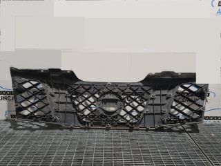 bontott NISSAN NAVARA Hűtőrács