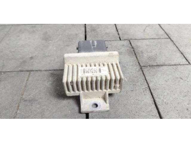 bontott NISSAN NAVARA Izzító Relé