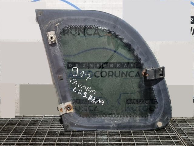 bontott NISSAN NAVARA Jobb C Oszlop Oldalablak Üveg