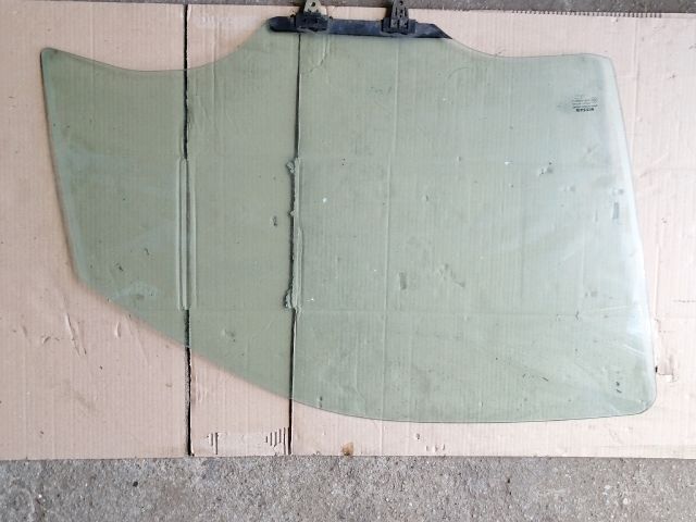 bontott NISSAN NAVARA Jobb első Ablak