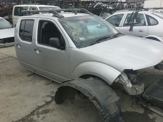 bontott NISSAN NAVARA Jobb első Ajtó (Üres lemez)