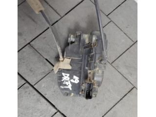 bontott NISSAN NAVARA Jobb első Ajtózár