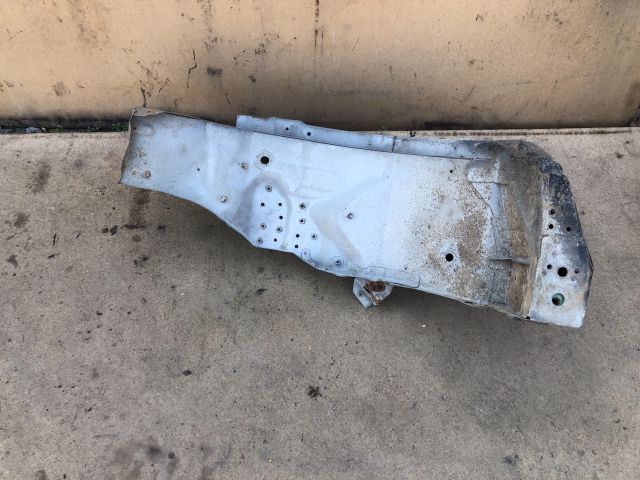 bontott NISSAN NAVARA Jobb első Hossznyúlvány