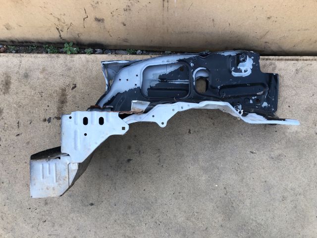 bontott NISSAN NAVARA Jobb első Hossznyúlvány