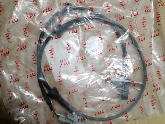 bontott NISSAN NAVARA Jobb hátsó ABS Jeladó