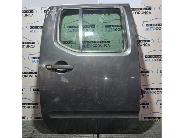 bontott NISSAN NAVARA Jobb hátsó Ajtó (Üres lemez)