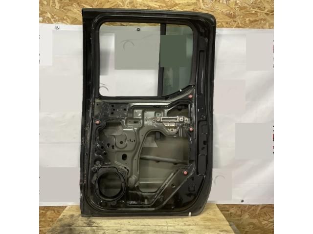 bontott NISSAN NAVARA Jobb hátsó Ajtó (Üres lemez)