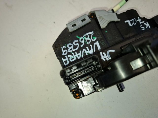 bontott NISSAN NAVARA Jobb hátsó Ajtózár